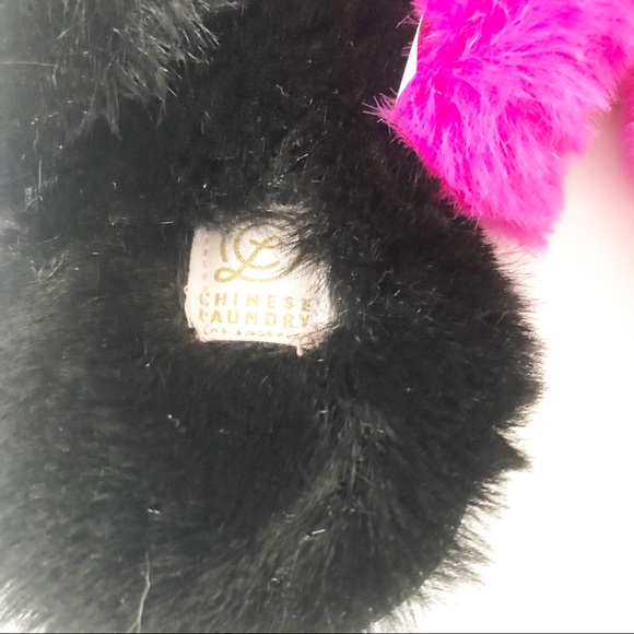 CHINESE LAUNDRY hot fuchsia pink and black fuzzy COZY slippers SZ 9/10 NWT Large - Picture 4 of 7